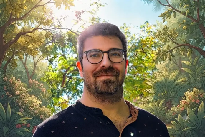 Murat Ozcelik, creator of WiseOwl Greek Citizenship Prep app